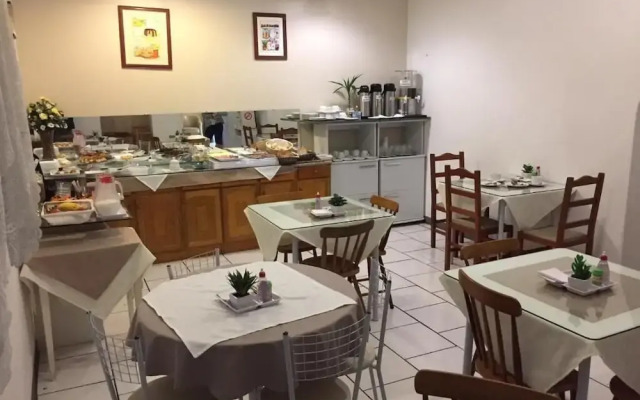 American Hotel