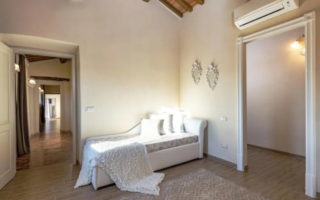 Peccioli Villa With Pool Ac And Privacy