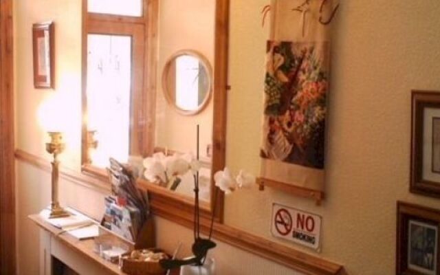 Kates Guest House B&B