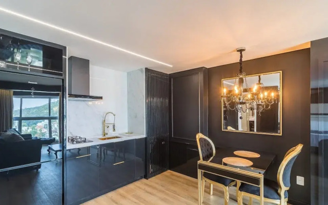 Apartments 850m From Praia Brava - RCX