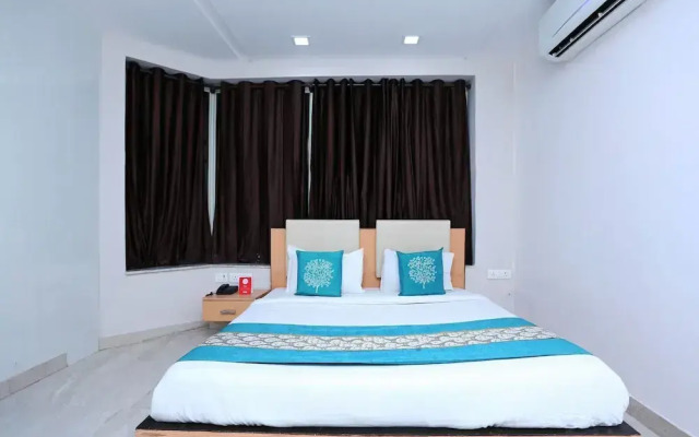 OYO 8305 Blessings Inn