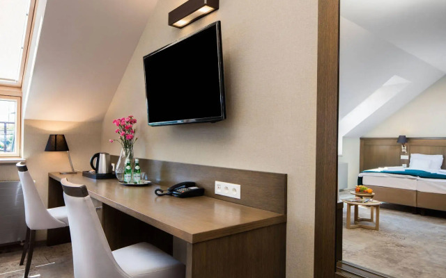 Hotel Szary Residence