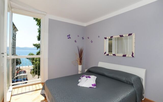 Feel Center Apartments.