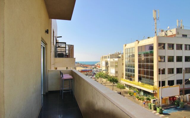 Designer Apt Great Location Hilton beach