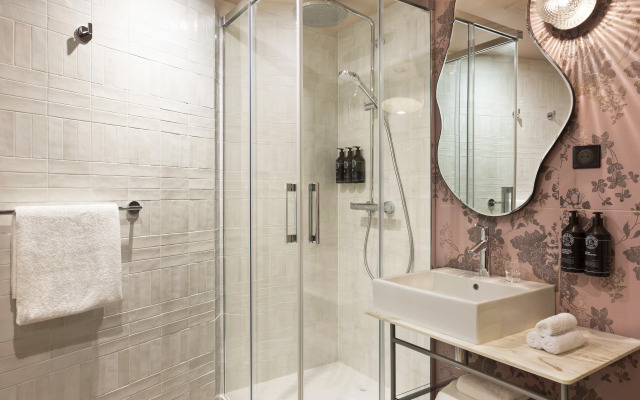 Hotel Les Capitouls Toulouse Centre - Handwritten Collection