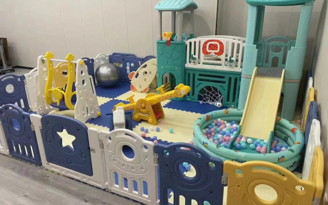 Huaerrun Intelligent Hotel (Changzhou Xinbei Benniu Airport)