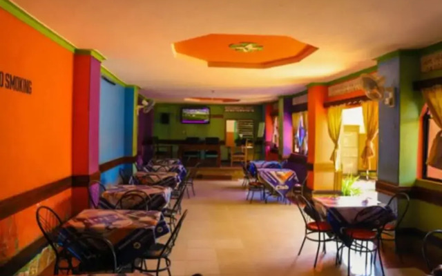 Merona Hotel