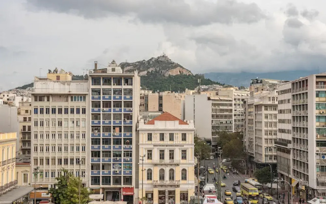 Explore the Art Side of Omonia