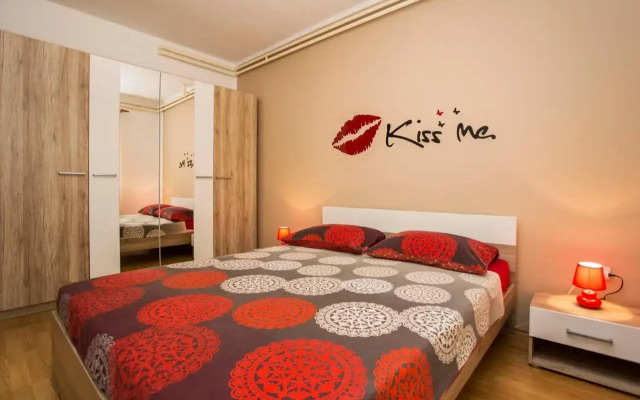 Paola Apartment
