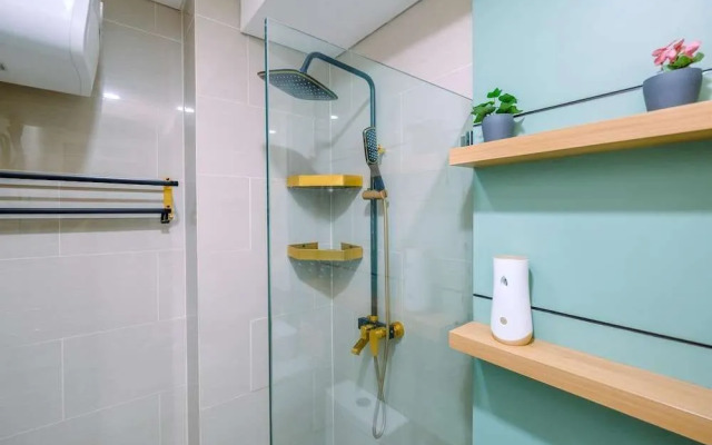 Comfort Stay 2Br At Daan Mogot City Apartment