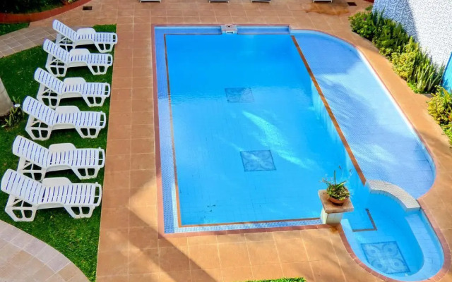 De La Costa Hotel