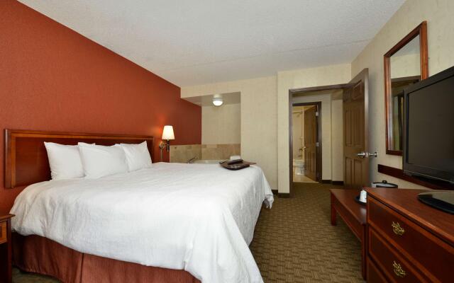 Hampton Inn East Aurora