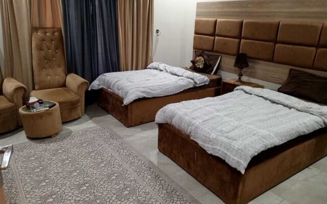 Royal Palace Guest House E-11