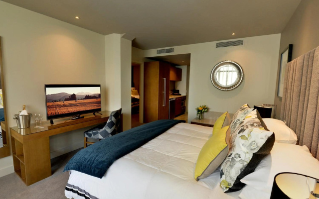 Distinction Dunedin Hotel – Guest Rooms – Dunedin