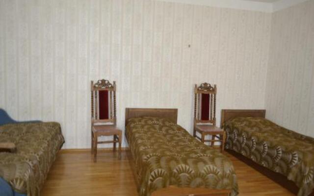Manoni's Guest House