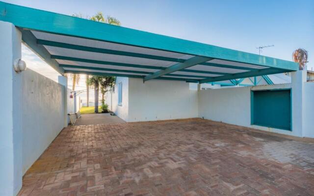 Waterfront Apartment 1 - Kalbarri WA