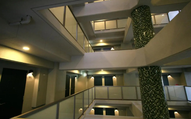 Urbain Hiroshima Executive