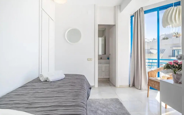Marbella Pool House Ph77 on sea Shore