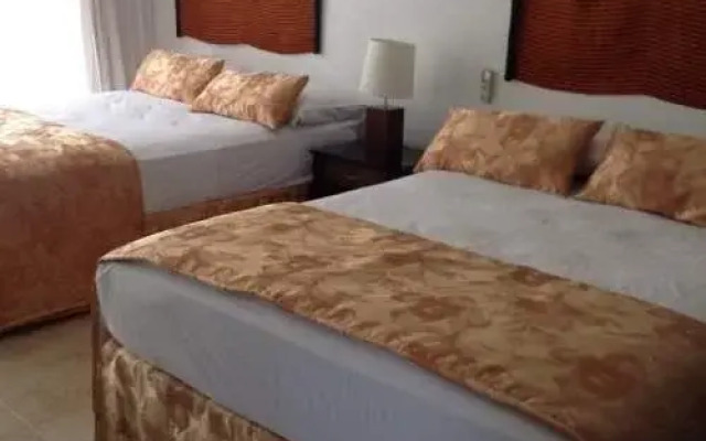 Lake House Resort