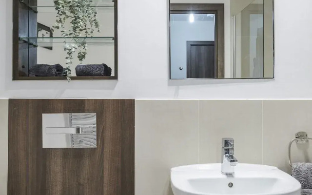 My Serviced Space - Bridges Court Road