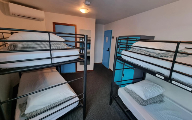 Nomads St Kilda Hostel – Guest Rooms – Melbourne