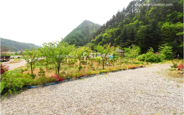 Jeongseon Click Pension