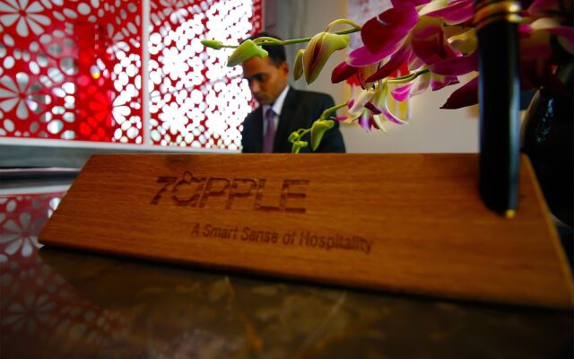 7 Apple Hotel