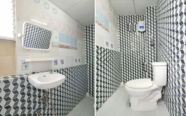 OYO 471 Sunshine Apartment