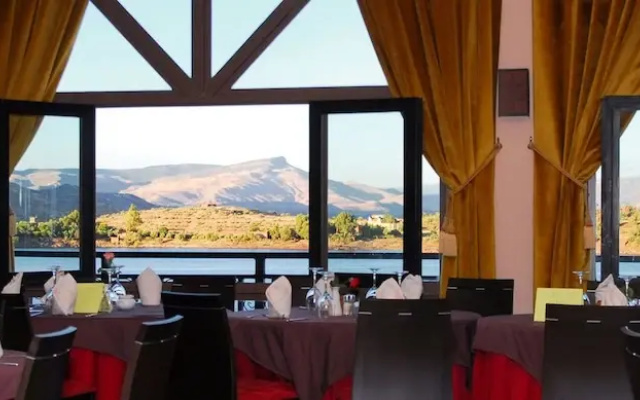 Hotel Chems du Lac