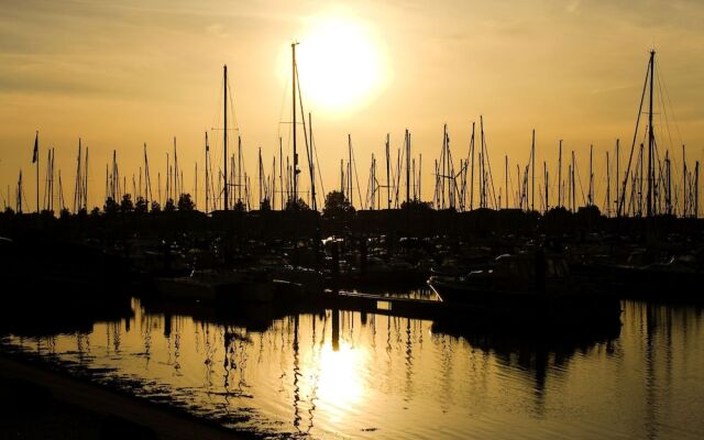 Luxury Chalet Near Beach