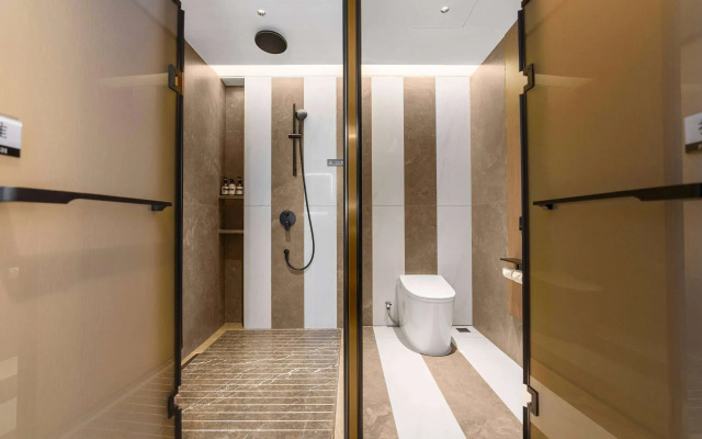 Howard Johnson By Wyndham Life Kunming Guandu Hotel