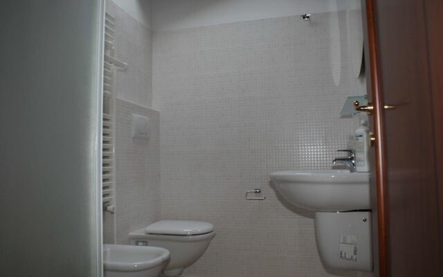 Affitti Giacomo Lenzi 1