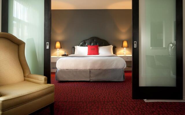 Moda Hotel