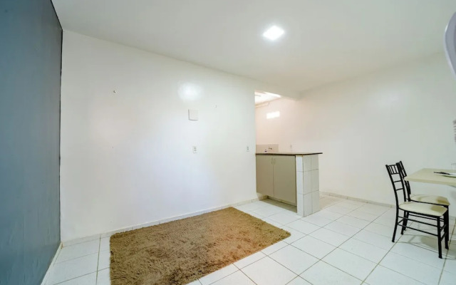 Flat c Wi-fi e Ar-condicionado Perto do Aeroporto