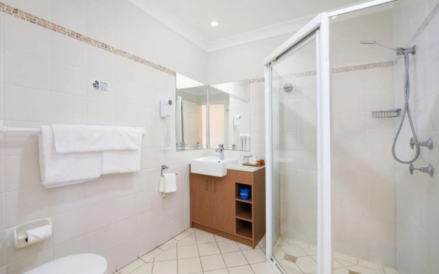 Terrigal Sails Serviced Apartments