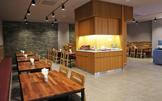 Busan Tourist Hotel