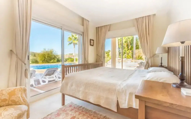 Palm Tree Golf Retreat