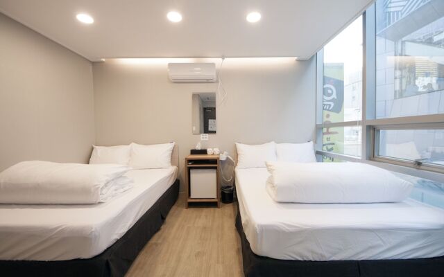 OYO Hostel Myeongdong 1