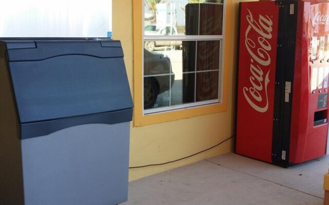 Texan Inn and Suites Tilden