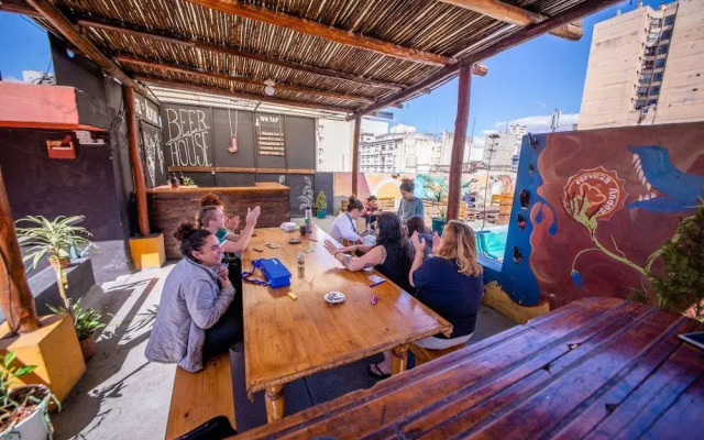 Hostel Alvear