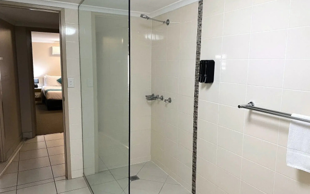 Cityville Luxury Apartments & Motel