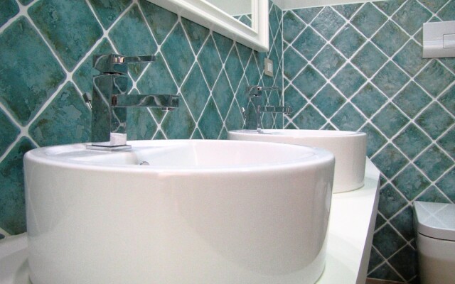 Delfino2 Casesicule, Nice Apartment with Balcony, Sand Beach at 70 mt, Wi-Fi