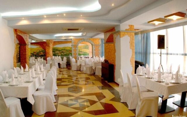 Jupiter hotel