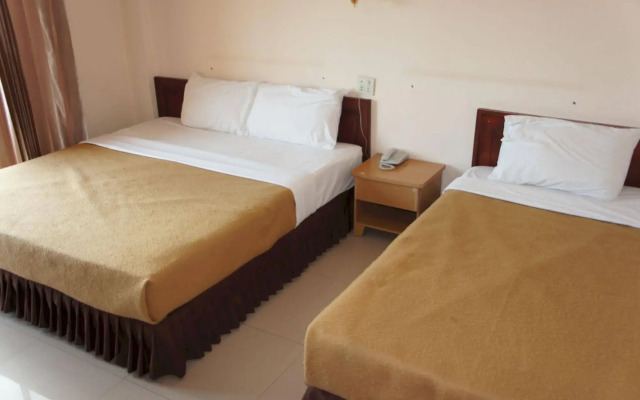 Chaleunehoung Hotel