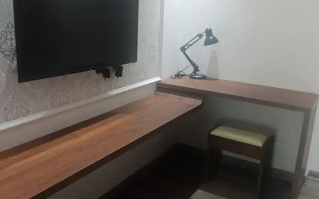 Luckful Hotel