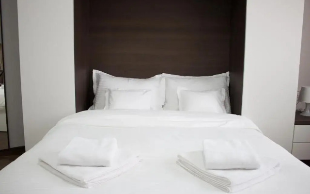Grand Central Accommodation - Doamnei