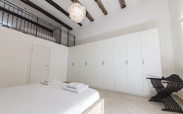 Italianway - Chiatamone 26