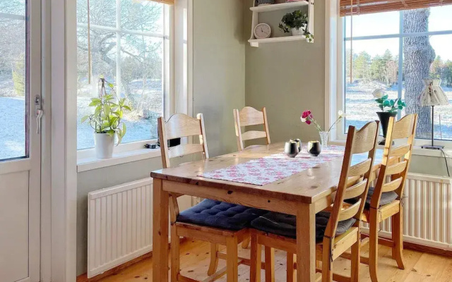 6 Person Holiday Home in Lidkoping-by Traum