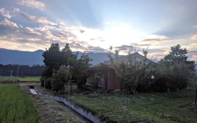 Tomo's hut in Japanese old style