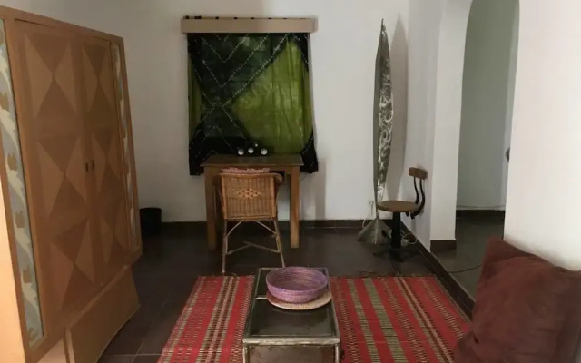 Picturesque Studio Apartment